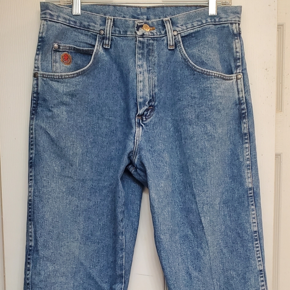 EUC Men's Wrangler 20x Jeans